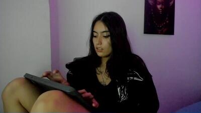 nami_white public webcam profile photo 3