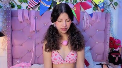 namii___ public webcam profile photo 2
