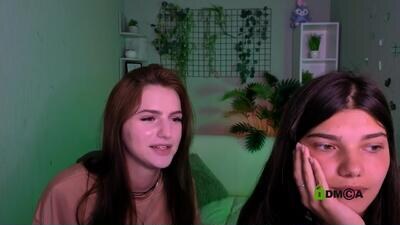naomi_perl public webcam profile photo 4
