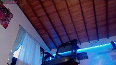 naomi_rider77 public webcam profile photo 5