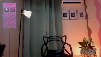 naomibrinks1 public webcam profile photo 3