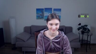 naomiriss public webcam profile photo 3