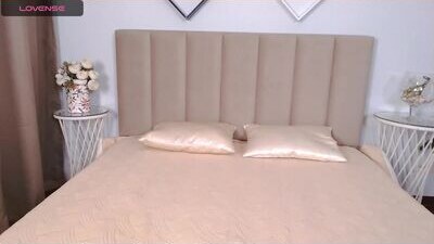 naomisummy public webcam profile photo 9