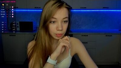 natali_up public webcam profile photo 6