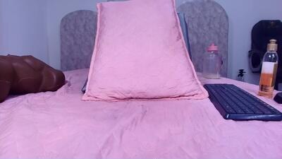 natasha_segura public webcam profile photo 3