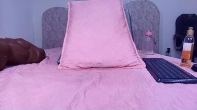 natasha_segura public webcam profile photo 4