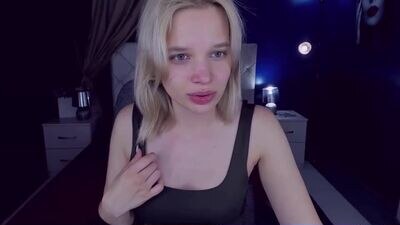 natashayellow public webcam profile photo 3