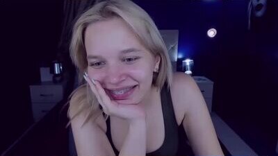 natashayellow public webcam profile photo 5