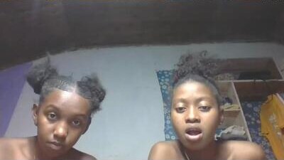 nathalia069 public webcam profile photo 10