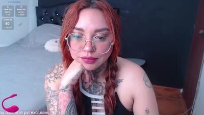natykors_m_ public webcam profile photo 3