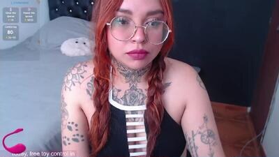 natykors_m_ public webcam profile photo 4