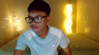 naughty_cy public webcam profile photo 3