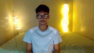 naughty_cy public webcam profile photo 5