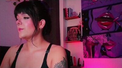 naughty_em_17 public webcam profile photo 7