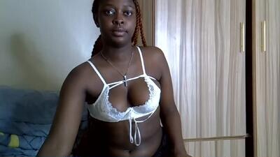 naughty_recious public webcam profile photo 3
