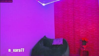 naughtyxara public webcam profile photo 2