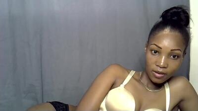 naughtyy4u public webcam profile photo 3