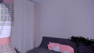 naya_mirel public webcam profile photo 5