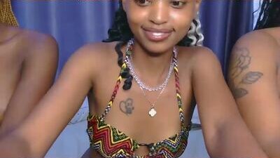 naylah18 public webcam profile photo 5