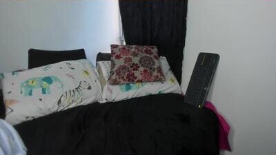 neeii public webcam profile photo 9