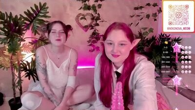neko_nova public webcam profile photo 8