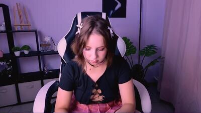 nellydrew public webcam profile photo 2