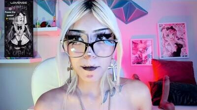 nemesis_castel_ public webcam profile photo 7