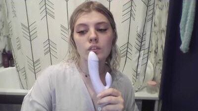 never_enoughh public webcam profile photo 9