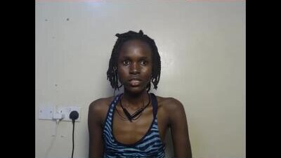 newquine public webcam profile photo 7