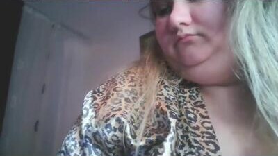 nicholle public webcam profile photo 9