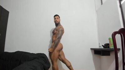 nick_thorner public webcam profile photo 3