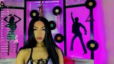 nickynoa public webcam profile photo 6