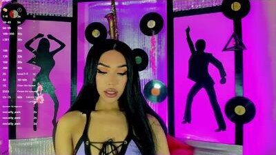nickynoa public webcam profile photo 7