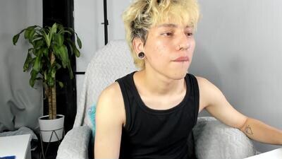 nico_nico_xd public webcam profile photo 2