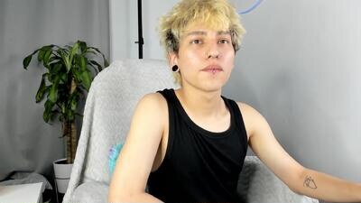 nico_nico_xd public webcam profile photo 4