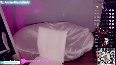 nicole_g0ld_ public webcam profile photo 5