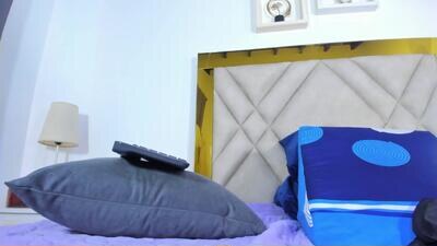 nicole_grace0 public webcam profile photo 3
