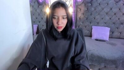 nicole_samantha public webcam profile photo 4