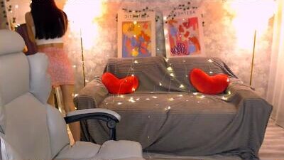 nicolemerz public webcam profile photo 8