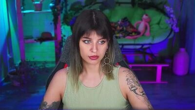 nicolemoonn public webcam profile photo 2