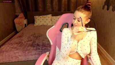 nicolerossss public webcam profile photo 3