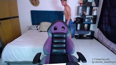 nicum_19 public webcam profile photo 5