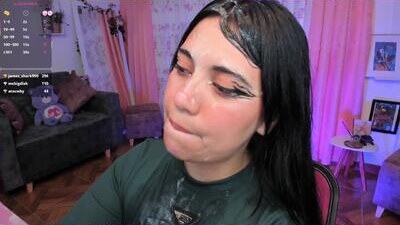 nidrii_07 public webcam profile photo 6