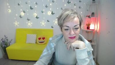 nikamayu public webcam profile photo 3