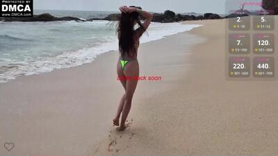 nikkitasty public webcam profile photo 2