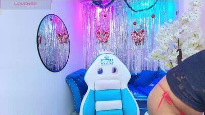 nina_willyams public webcam profile photo 5
