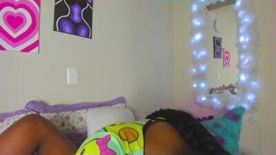 nix_brown public webcam profile photo 5