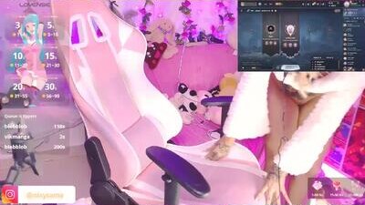nixy_sama public webcam profile photo 7