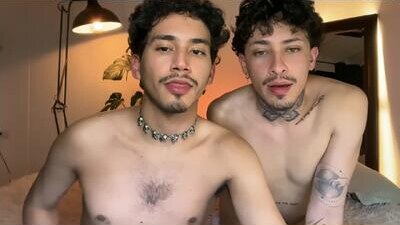noah_and_steven public webcam profile photo 7
