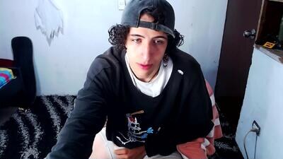 noah_sokolov_ public webcam profile photo 4